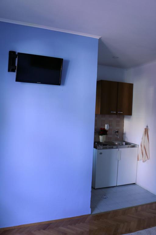 Apartments Milatic Jelsa  Exterior photo