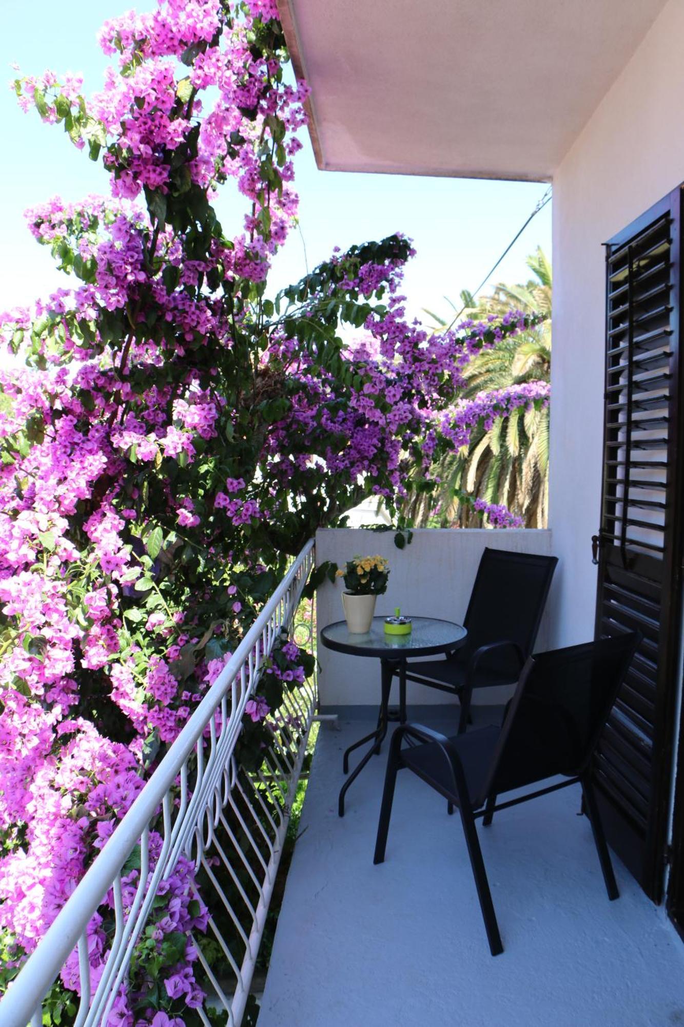 Apartments Milatic Jelsa  Exterior photo
